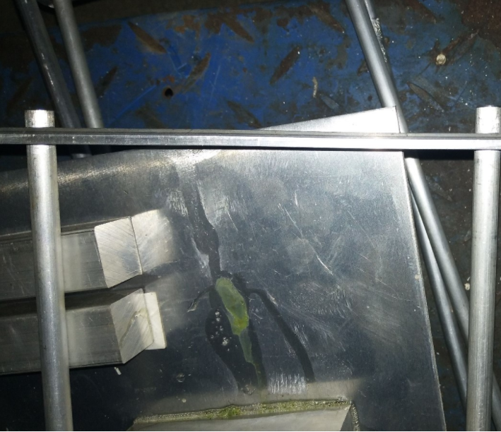 ab膠可以粘金屬嗎，注意這3點(diǎn)，ab膠就能代替焊接粘金屬了